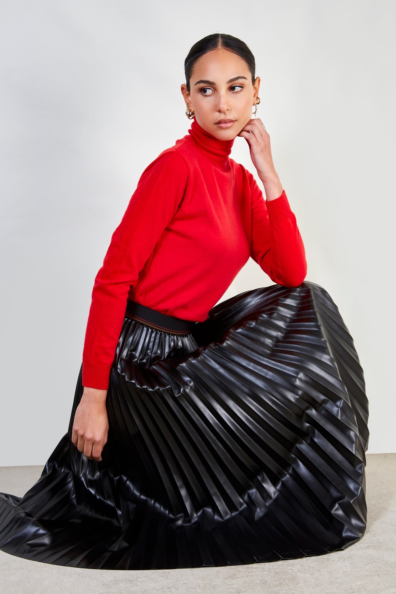 Red cashmere blend turtleneck_5