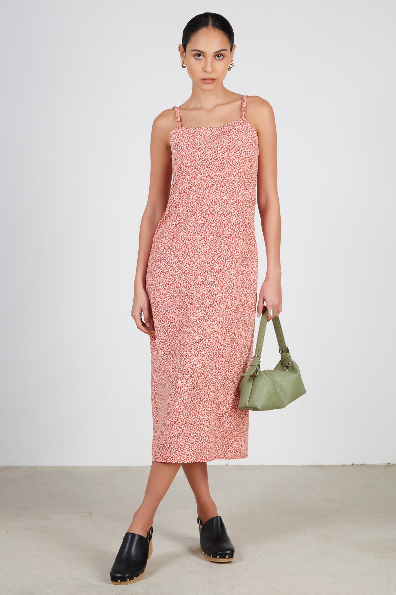 Red floral print deep V back dress_1