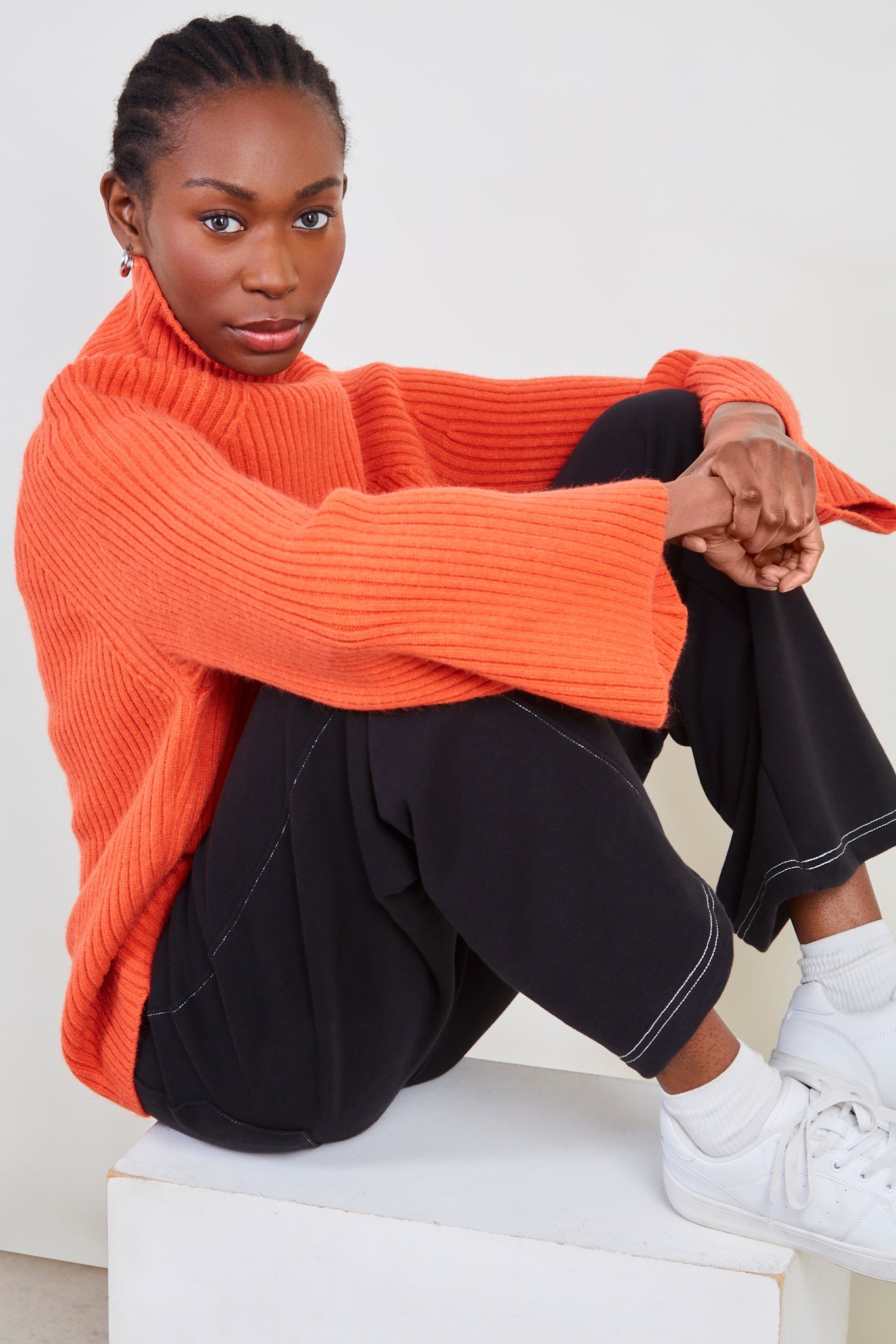 Red orange shaped thick rib turtleneck jumper_5