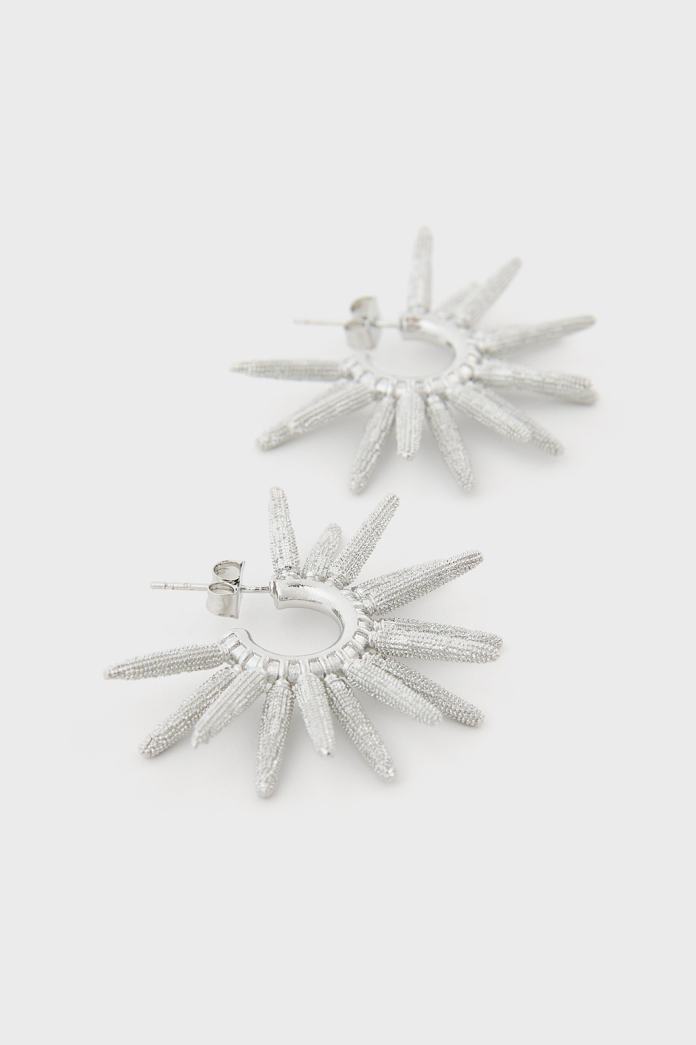 Silver thick cones starbust hoop earrings_3