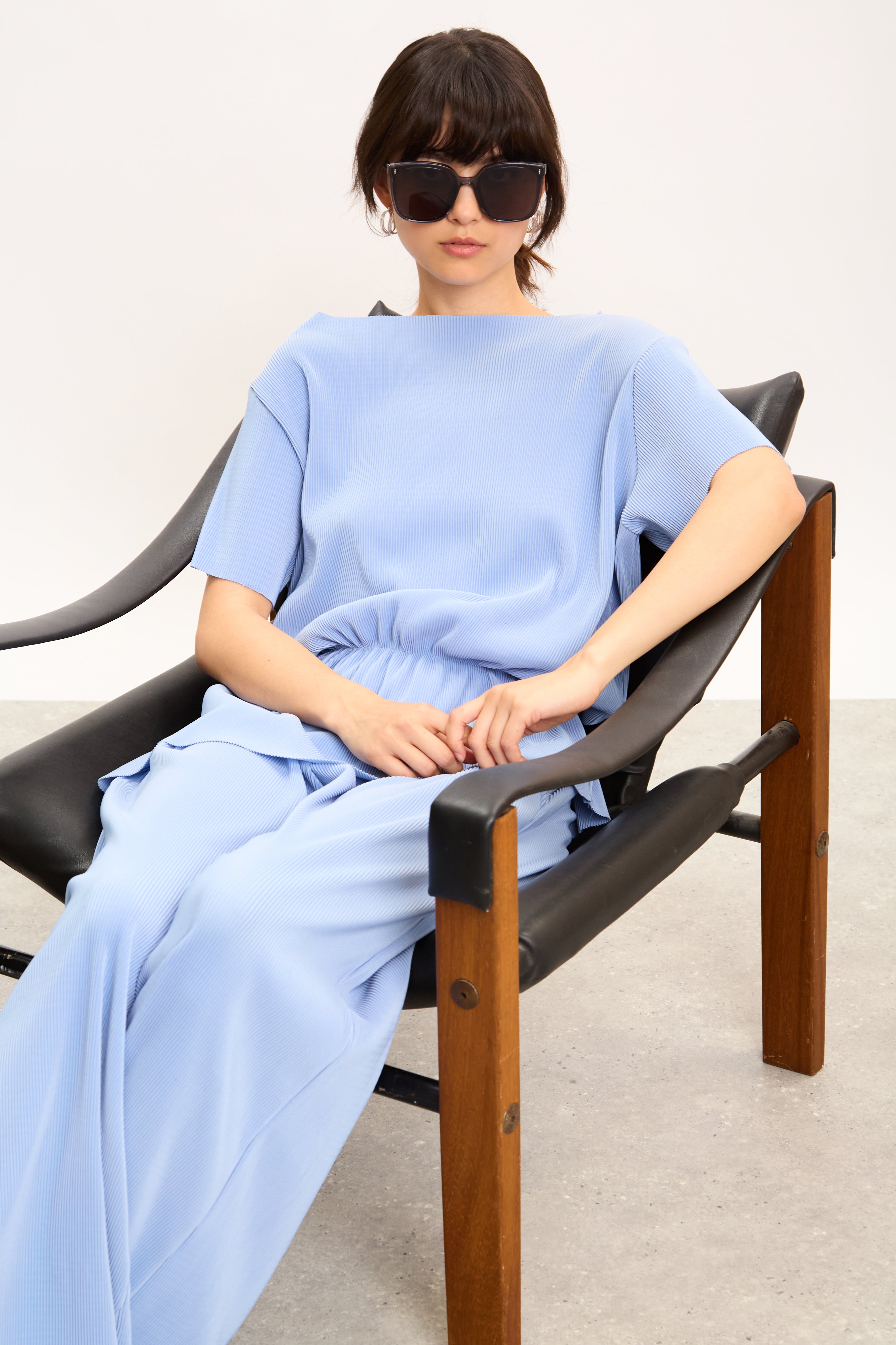 Sky blue ribbed asymmetric hem top_5