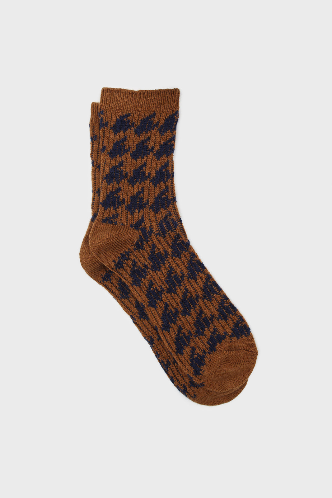 Camel and navy wool blend houndstooth socks_1