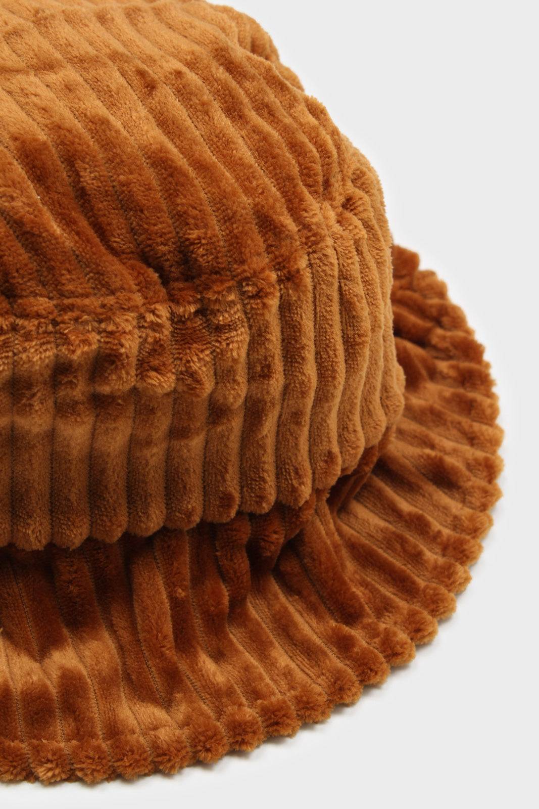 Camel large ribbed bucket hat_4