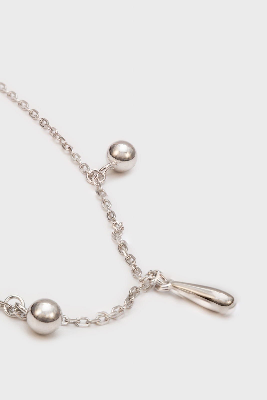 Silver mini ball and bar bracelet_1