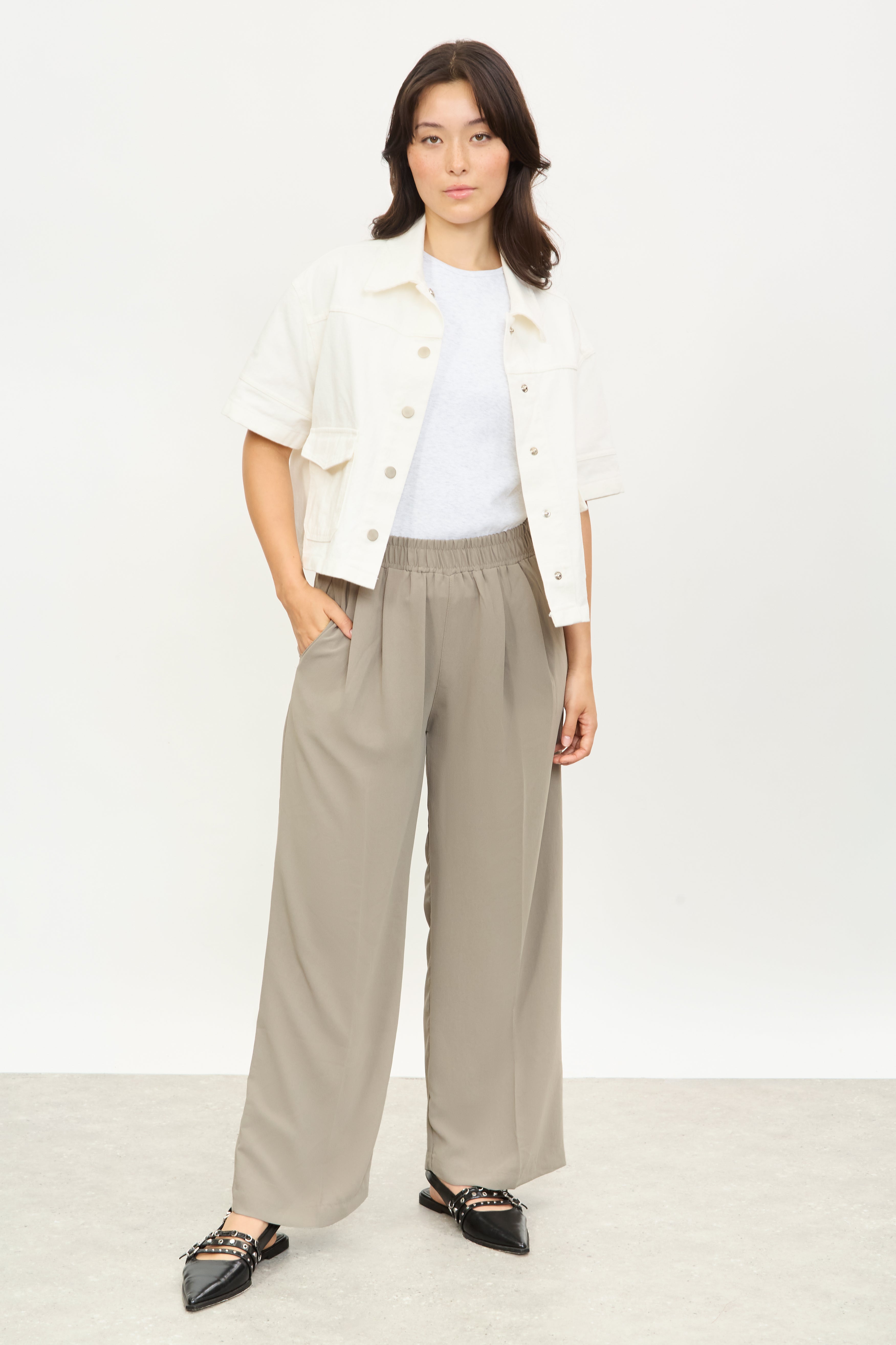 White denim short sleeve shirt jacket_5