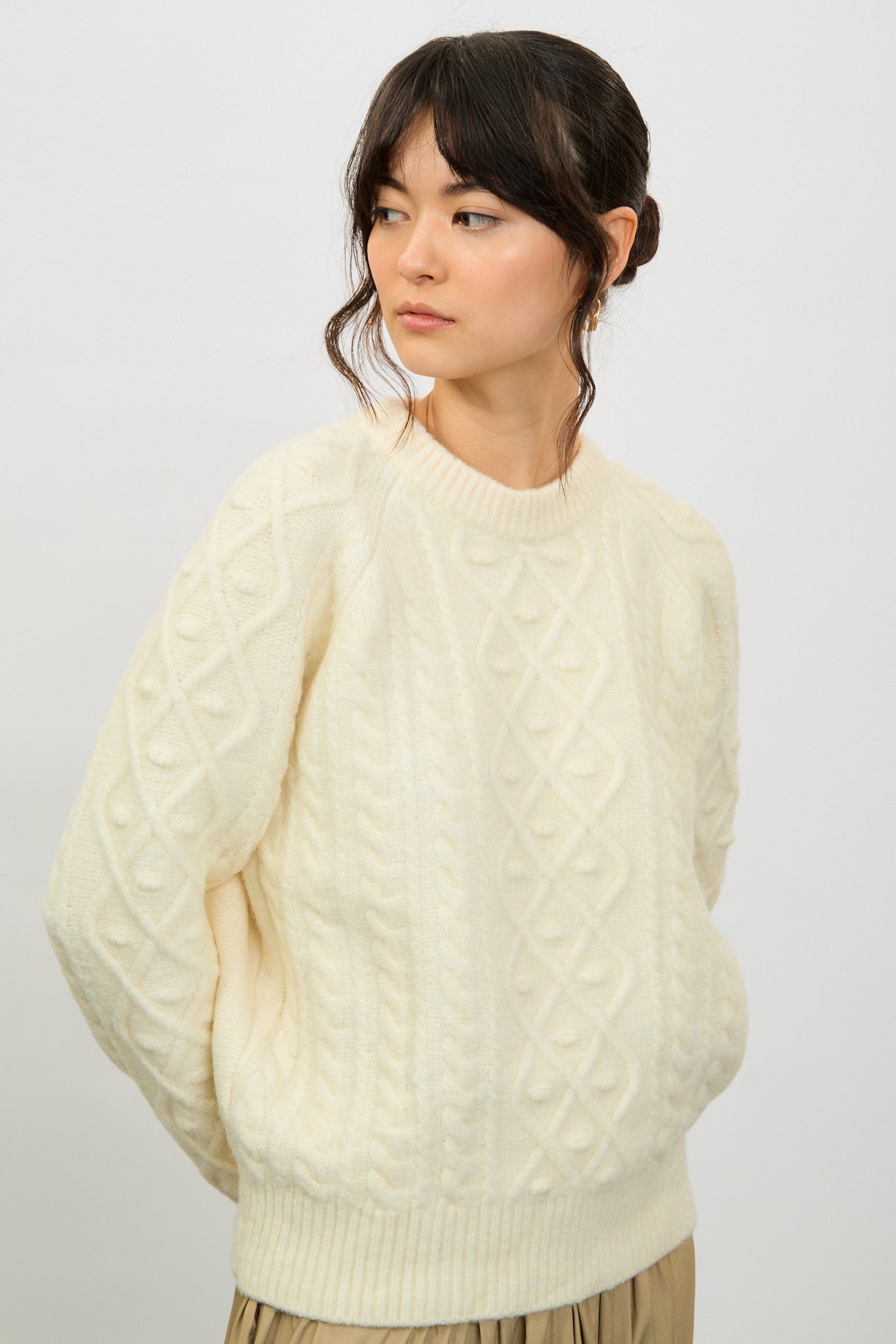White diamond sleeve cable knit jumper_1