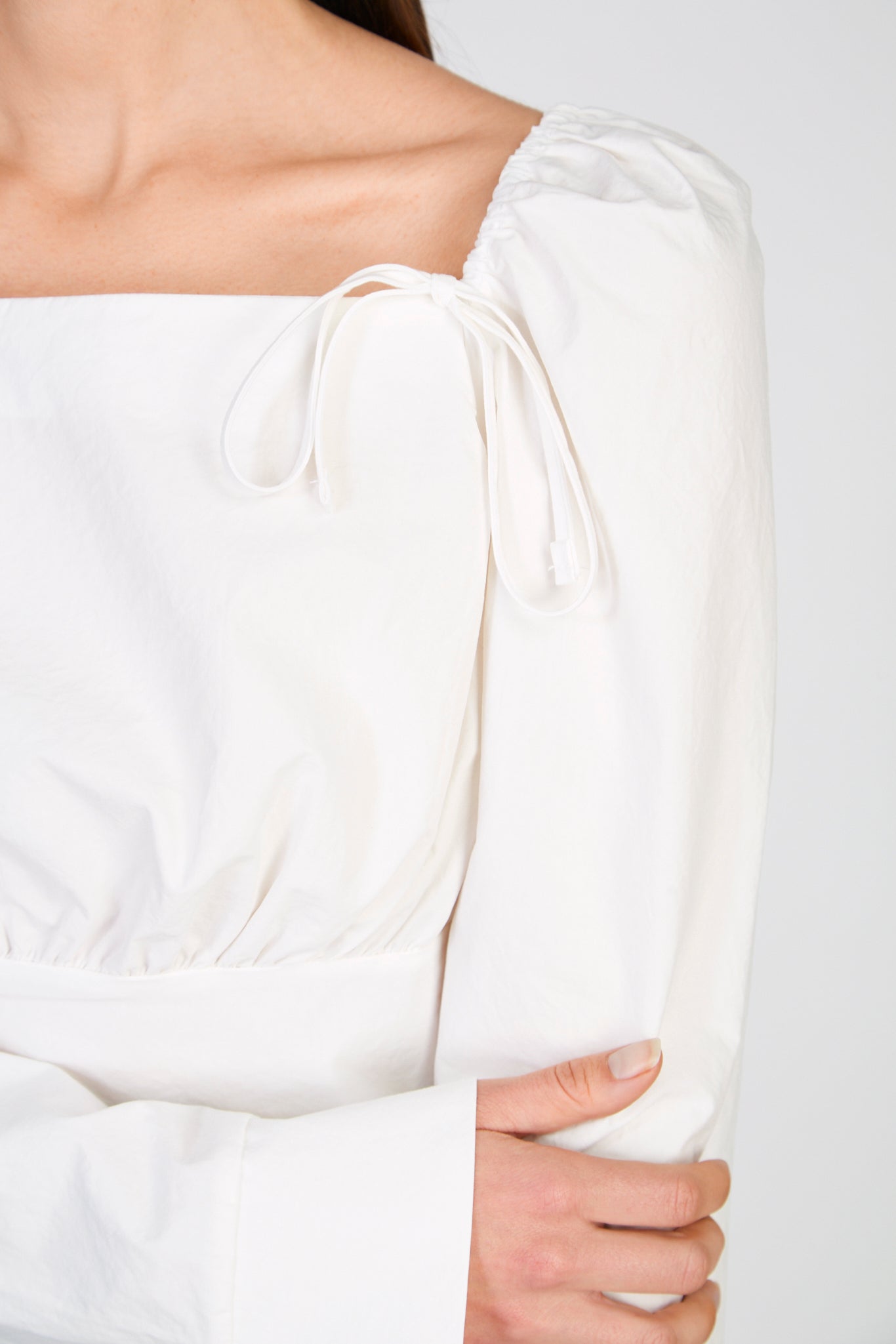 White double bow front sleeve fitted bodice blouse_3