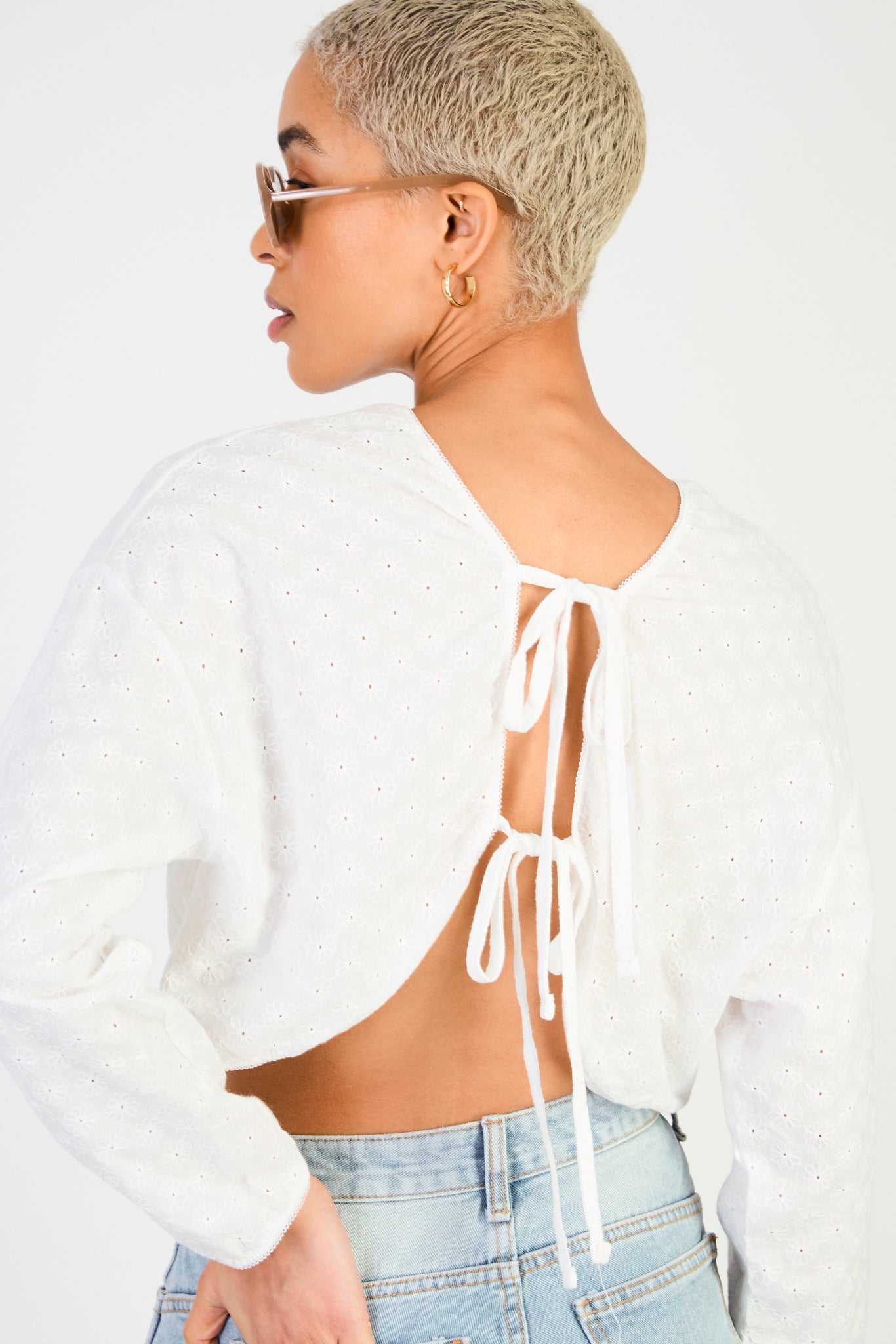 White eyelet open tie back shirt_2