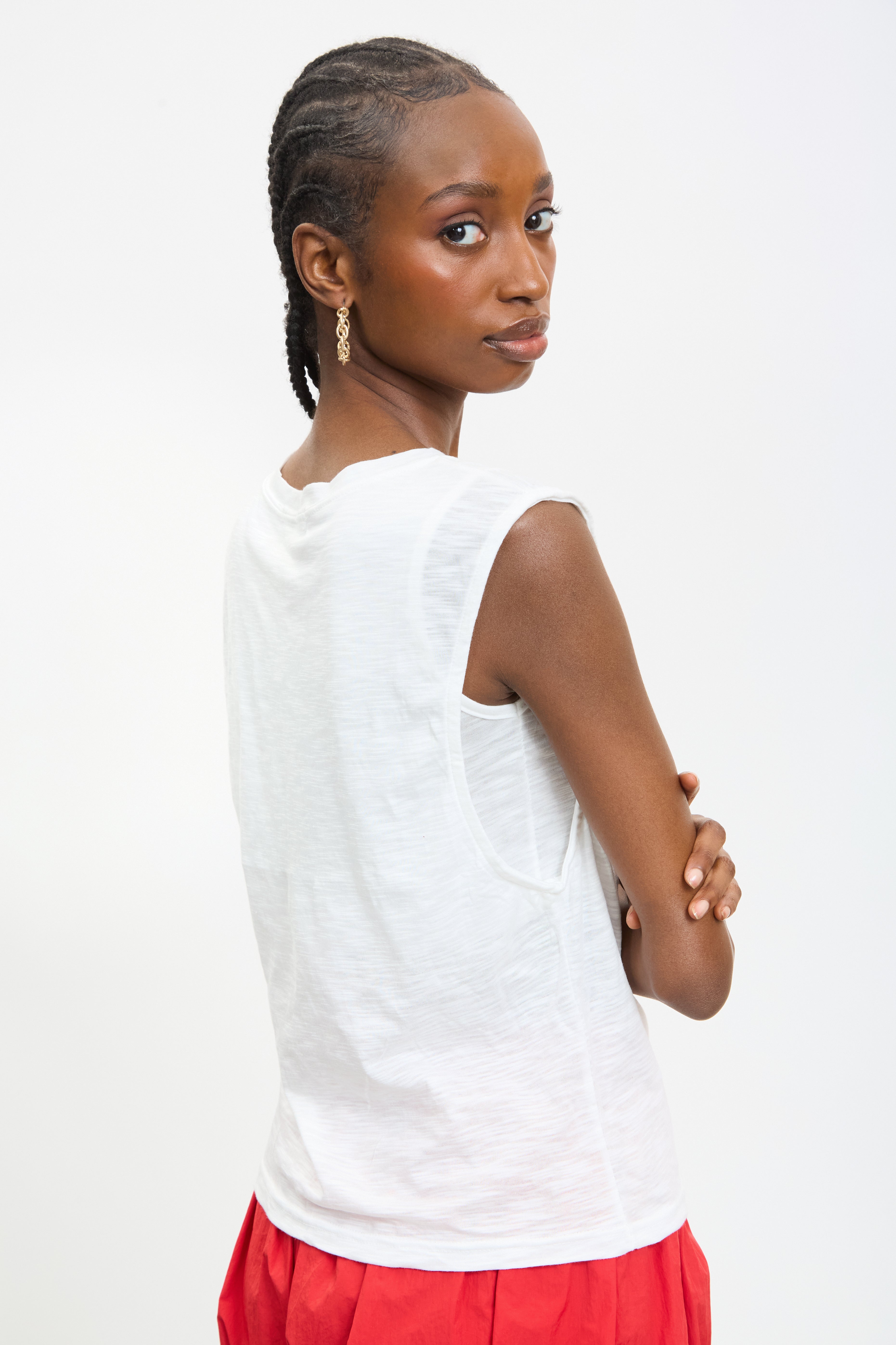 White muscle tank top_2