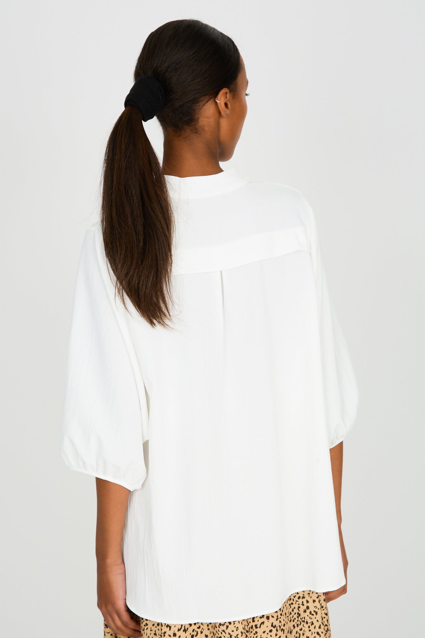 White round collar V tunic_2