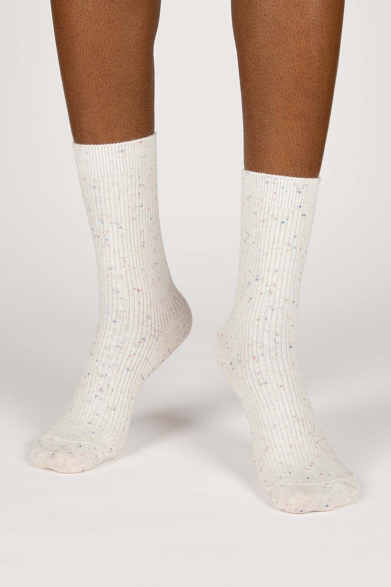 White thin ribbed rainbow fleck socks_4