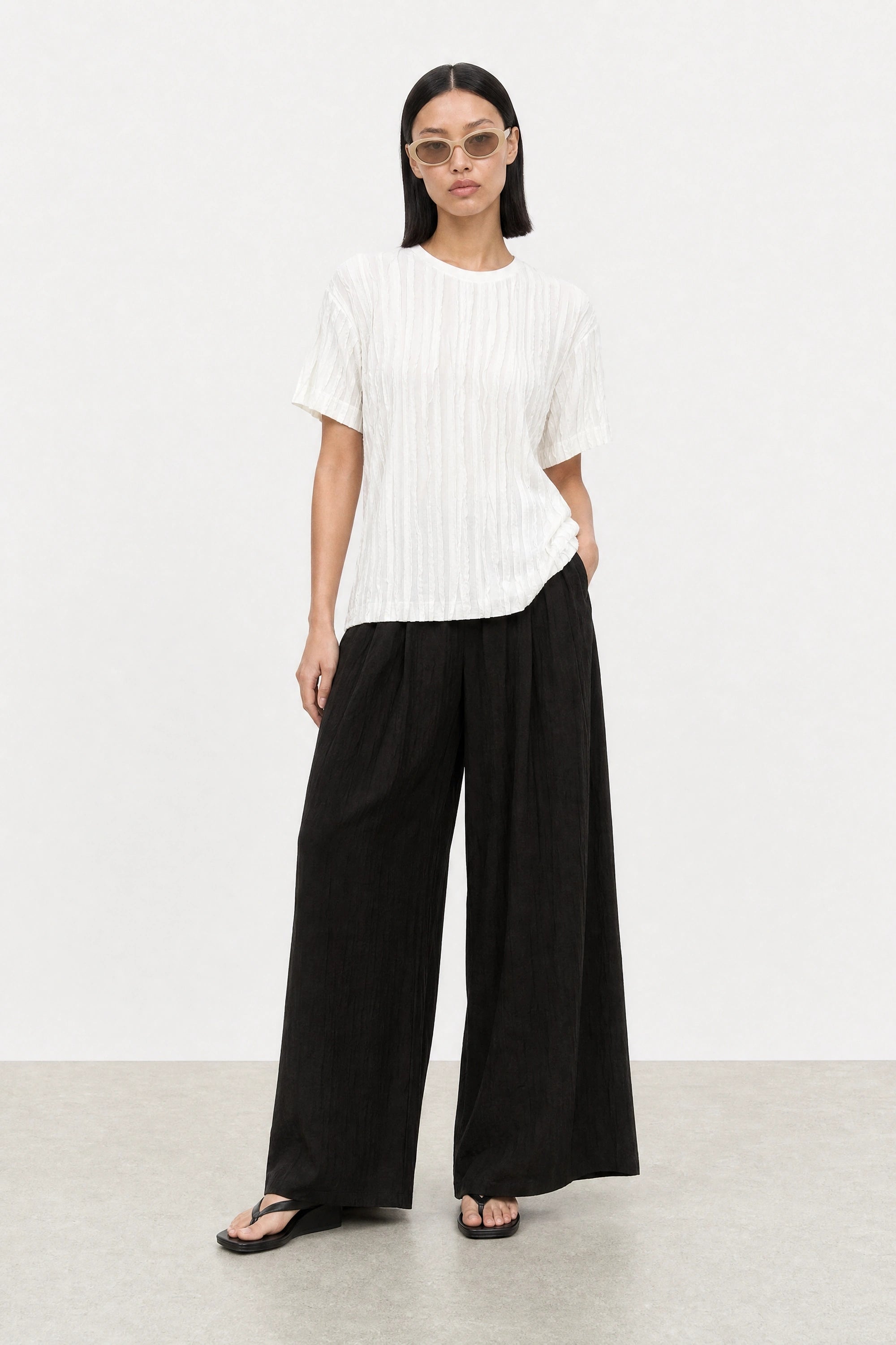 White floaty sheer strips short sleeve top_5