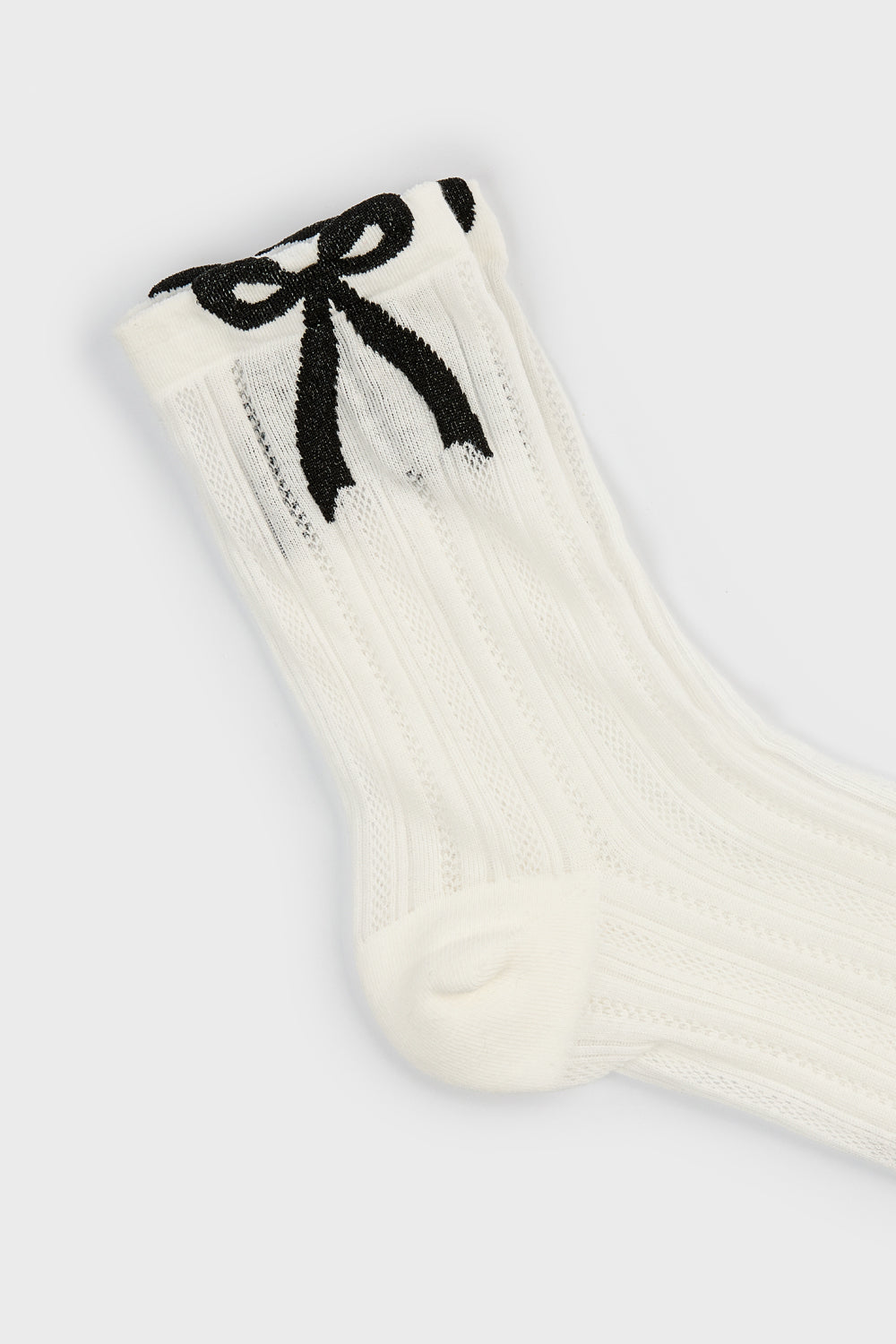 White giant black bow socks_4