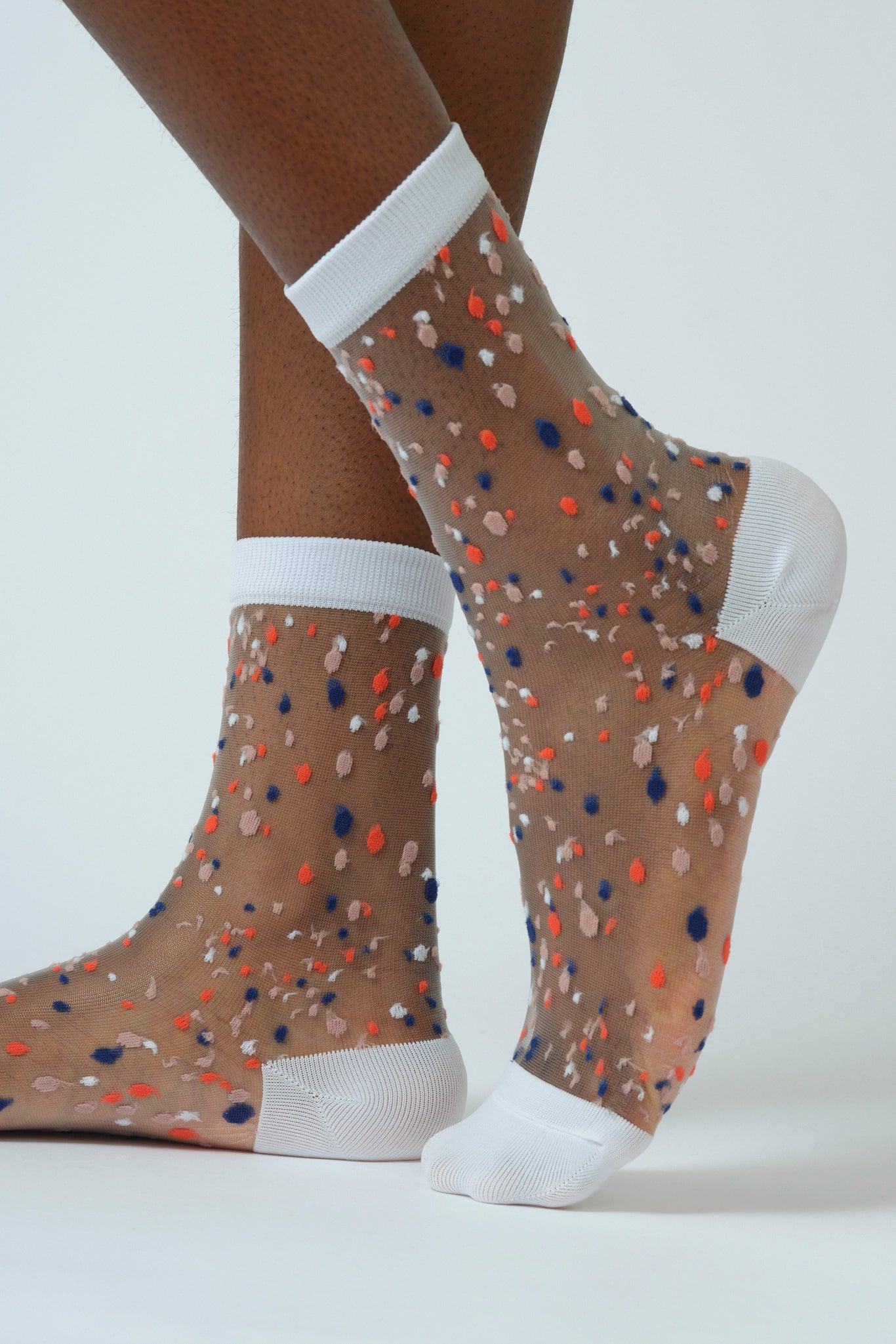 White sheer multicolour dot socks_1