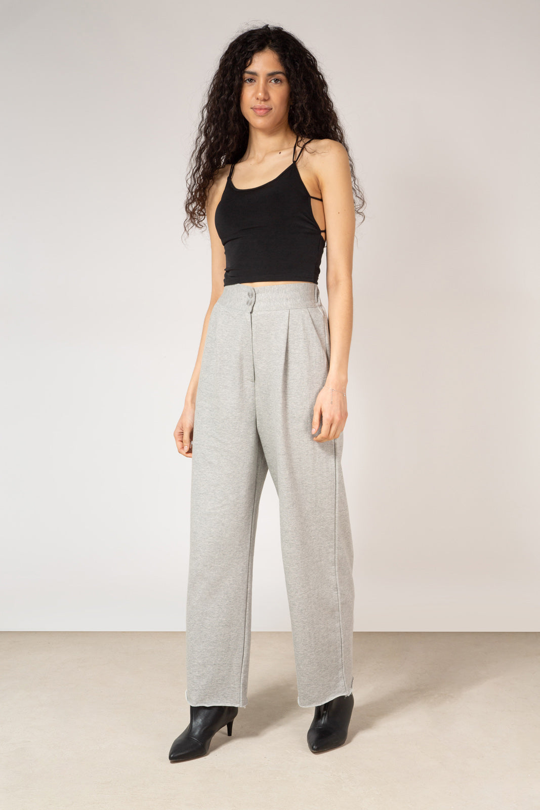 Grey smart sweatpant trousers_8