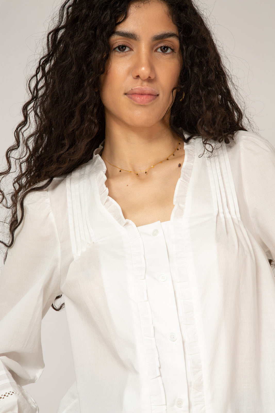 White ruffle trim blouse_7