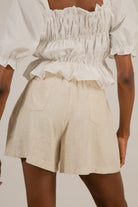Oatmeal ruched waist belted linen shorts_5