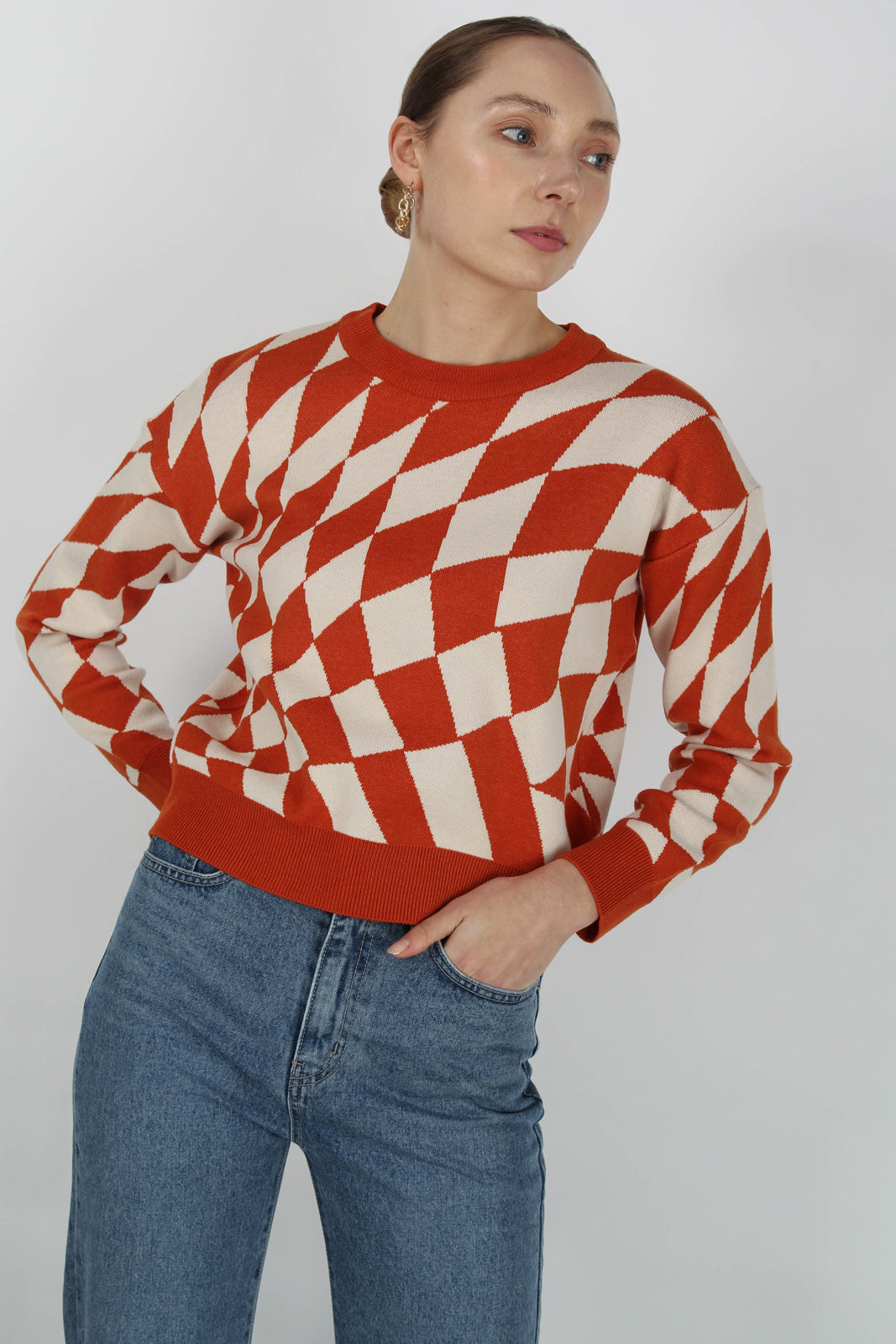 Rust orange and ivory psychedelic intarsia jumper_7