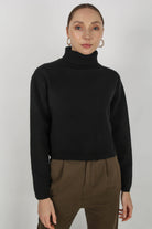 Black cropped turtleneck jumper_4