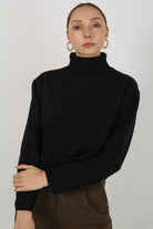 Black cropped turtleneck jumper_5