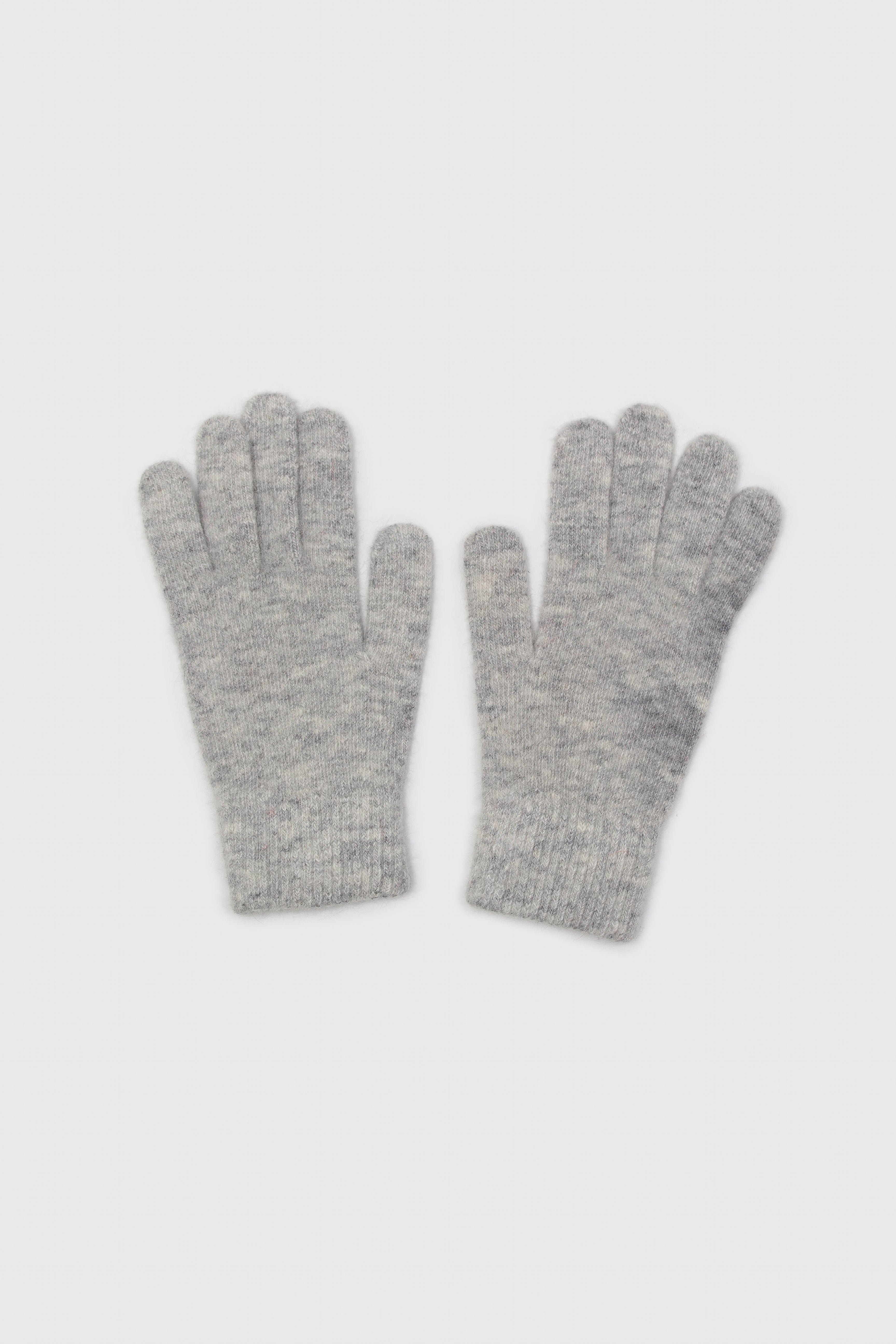 Light grey mohair gloves_1