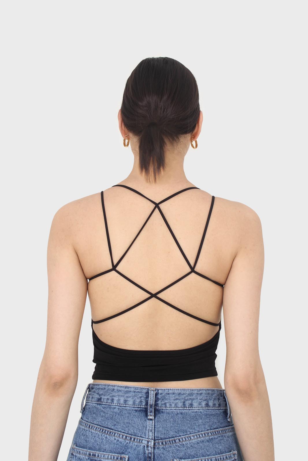 Black strappy back shrunken tank