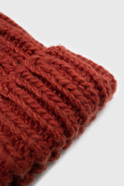 Rusty orange ribbed black feather pom pom hat_3