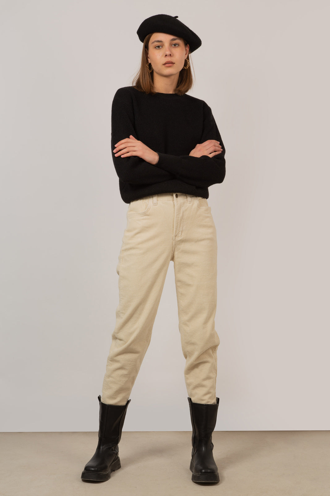 Black ribbed crew neck jumper_3