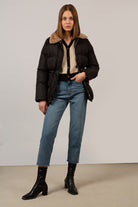 Black and brown fur collar puffer jacket_7