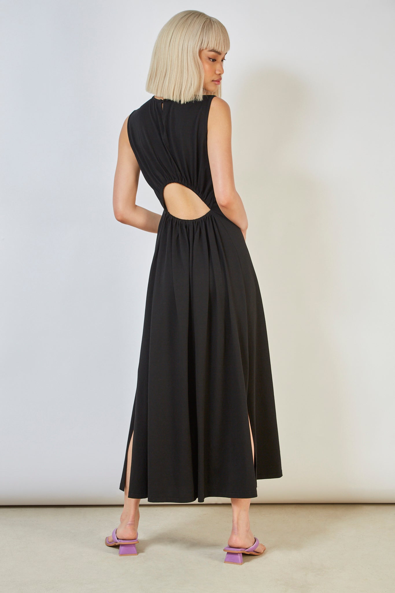 Black peek back jersey dress