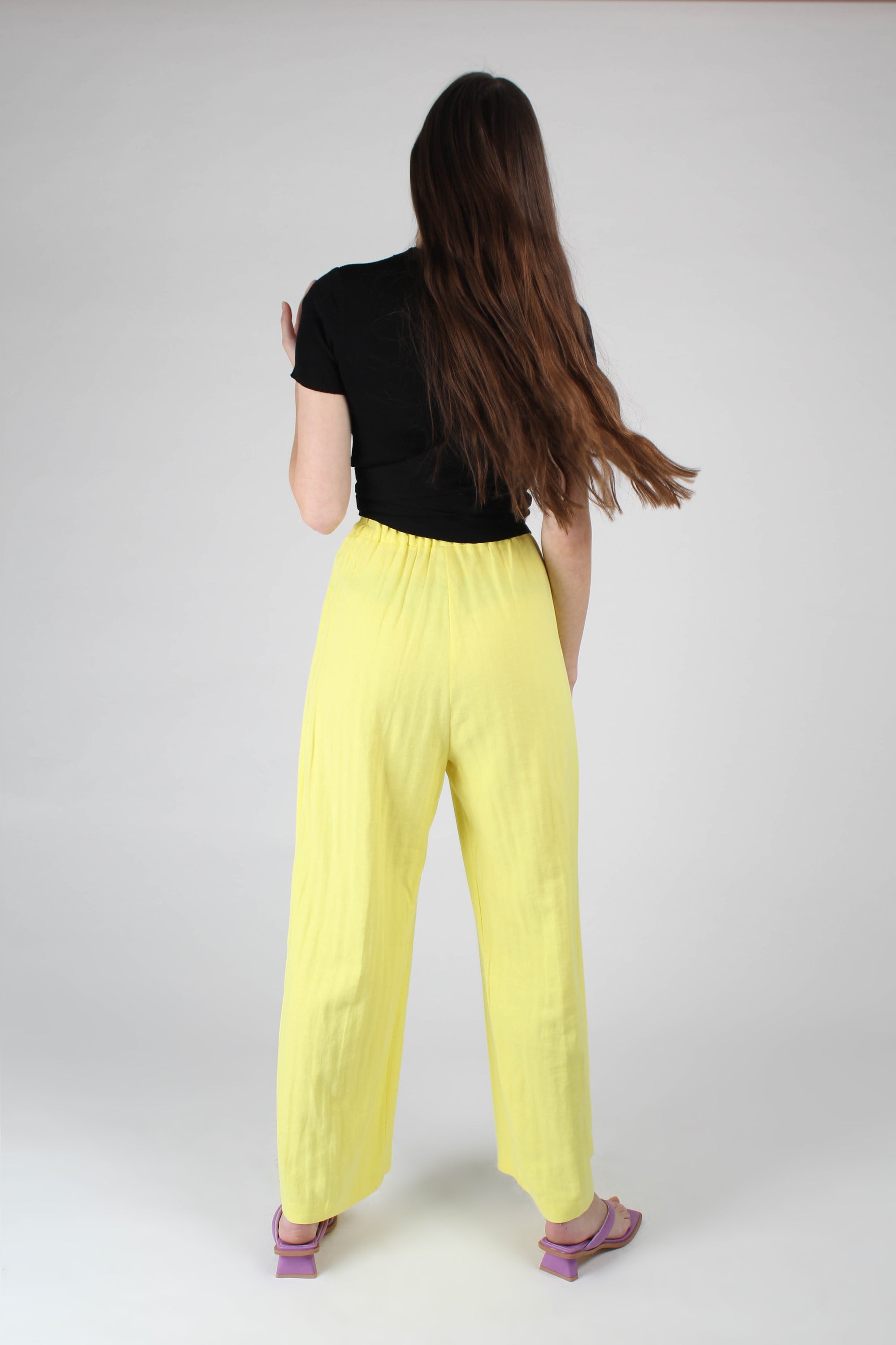 Bright yellow herringbone linen wide trousers_3