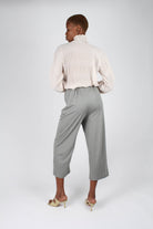 Khaki patch pocket loose fit trousers_4