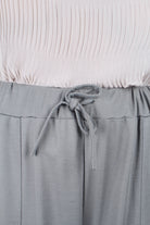 Khaki patch pocket loose fit trousers_5