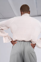 Khaki patch pocket loose fit trousers_3