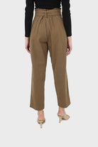 Khaki tuck belted loose fit trousers_2