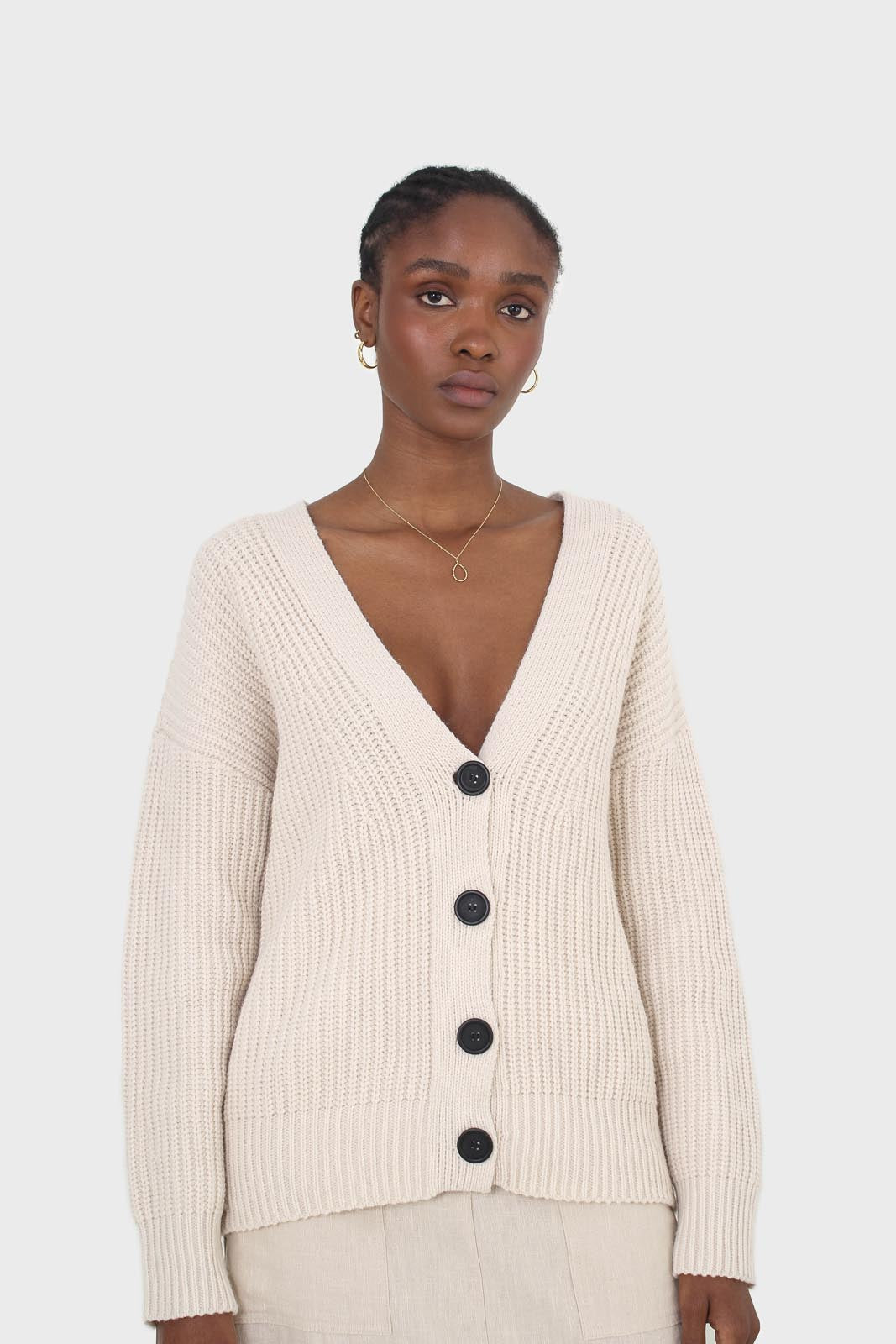 Ivory ribbed belted dark button half cardigan_9