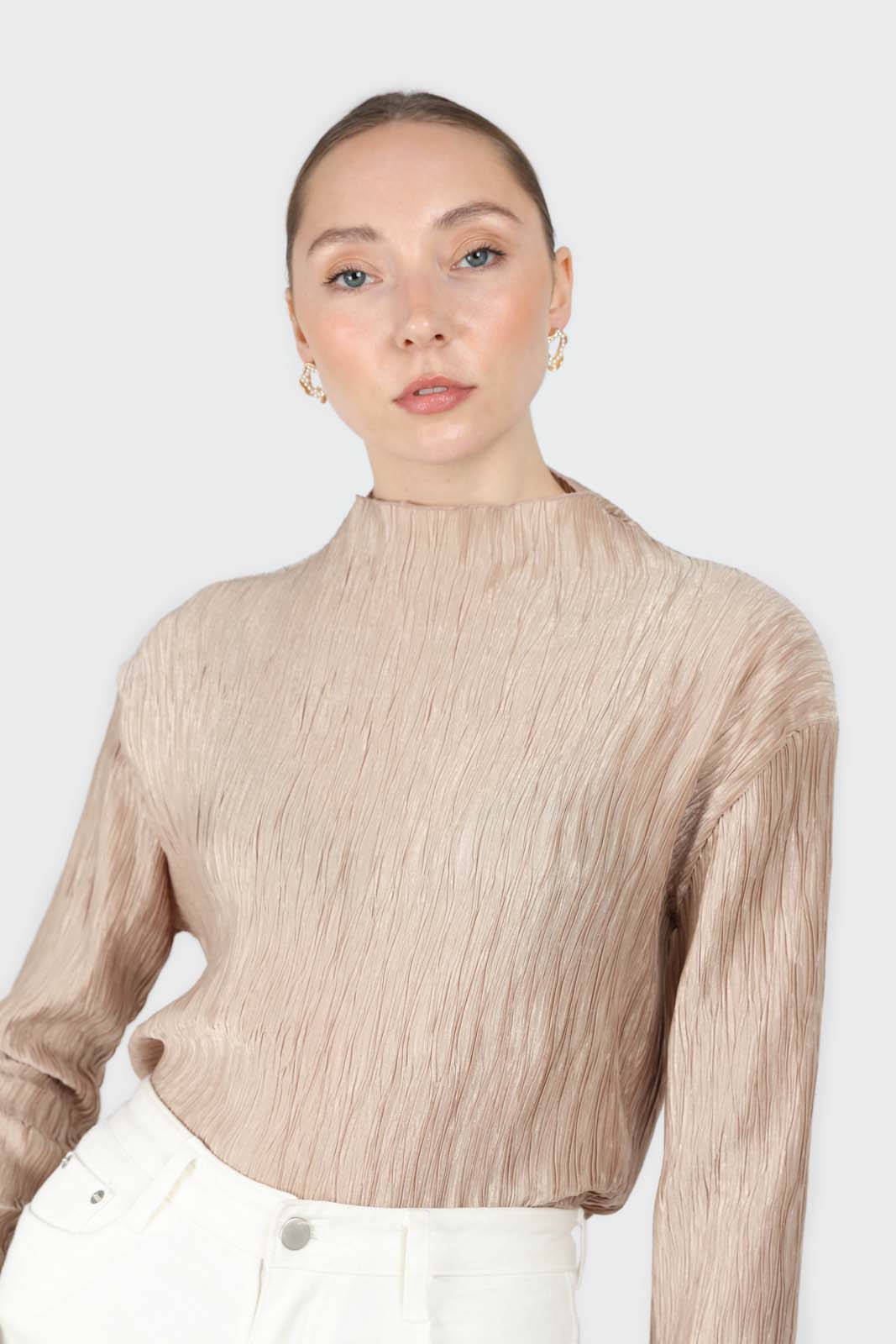Beige shiny wrinkle mock neck long sleeved top_3
