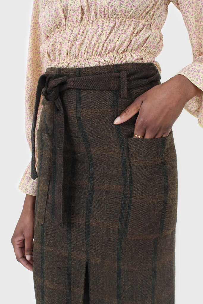 Khaki check belted wool midi skirt_4