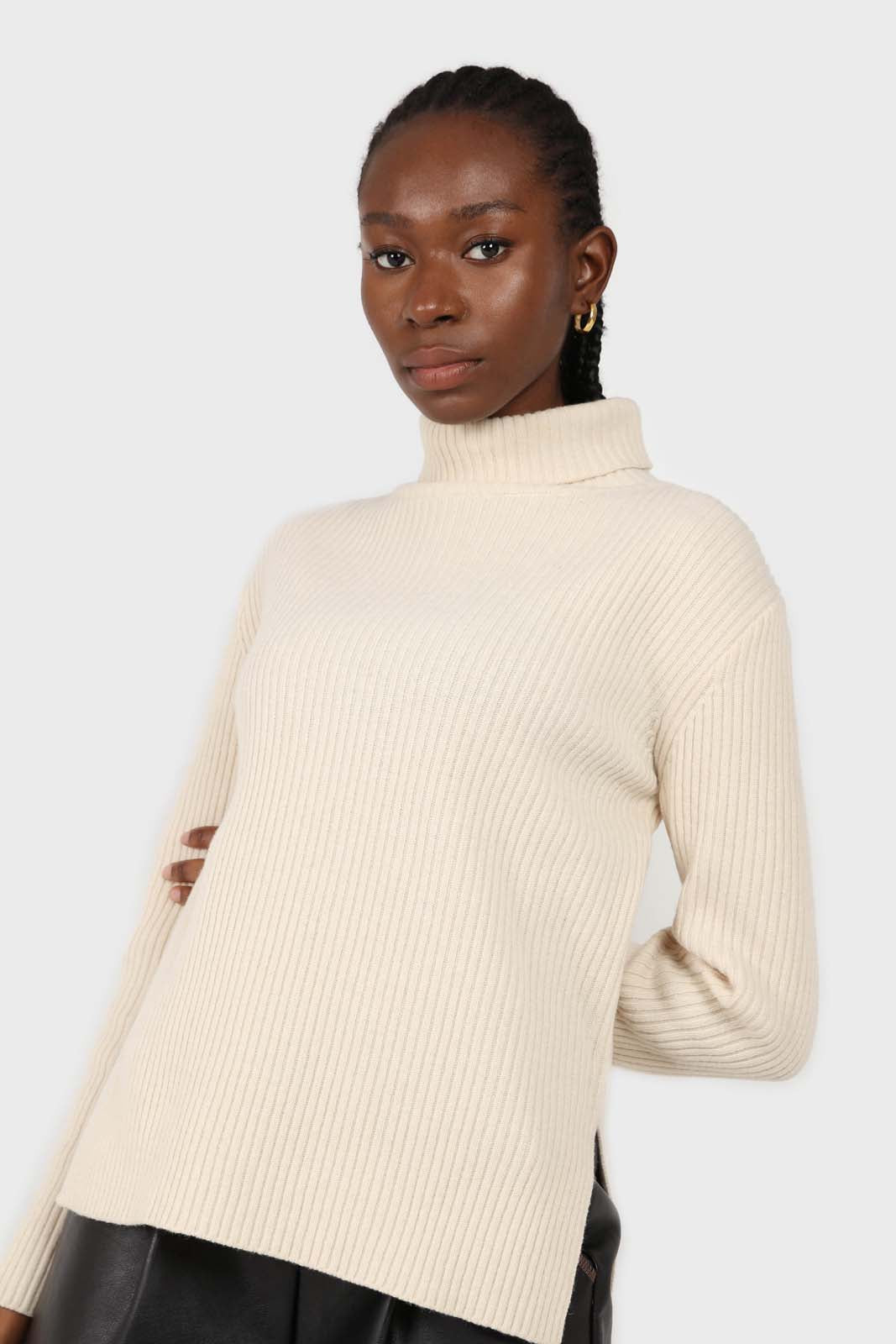Ivory ribbed cashmere-wool turtleneck jumper_4