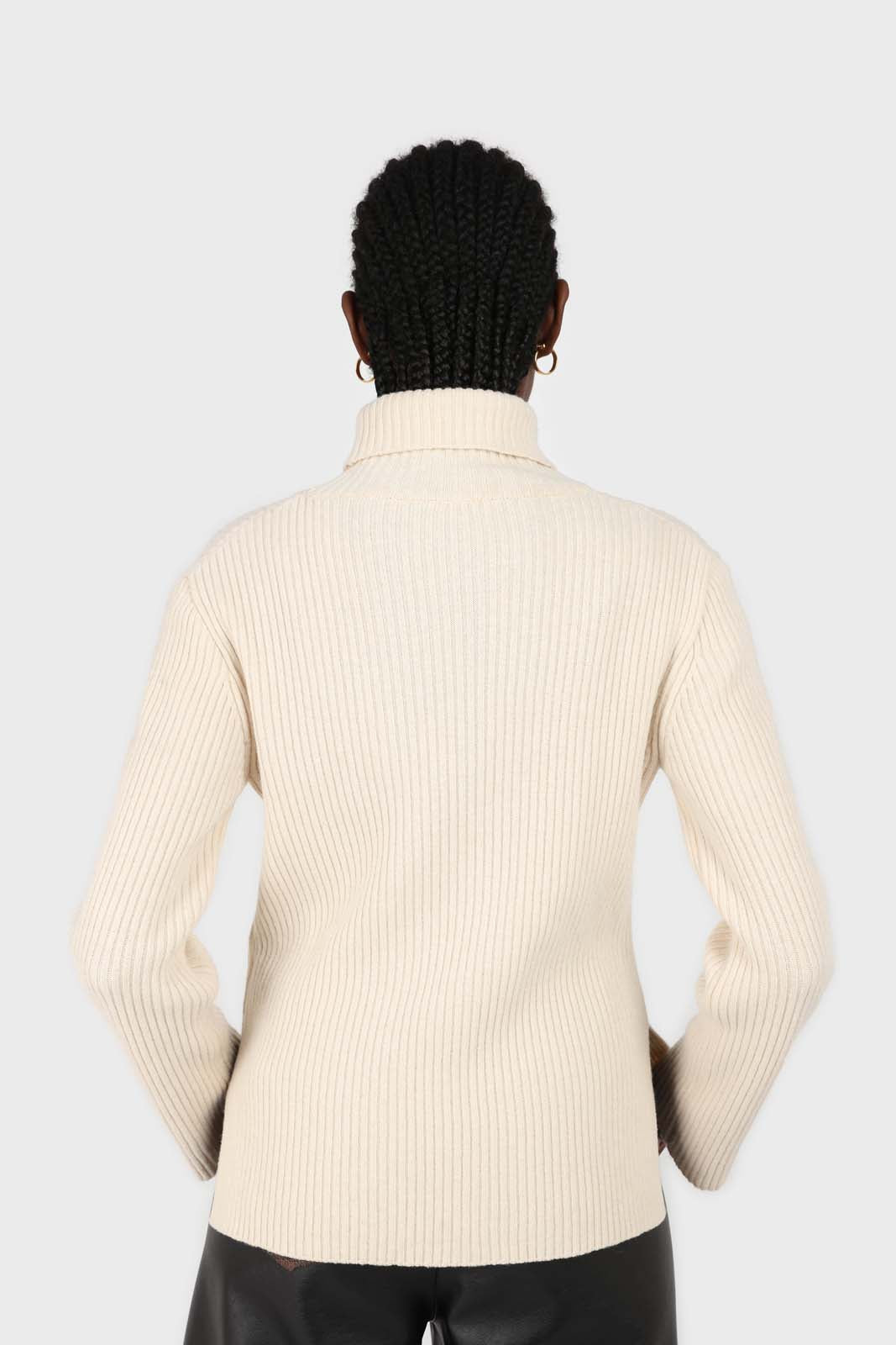 Ivory ribbed cashmere-wool turtleneck jumper_8