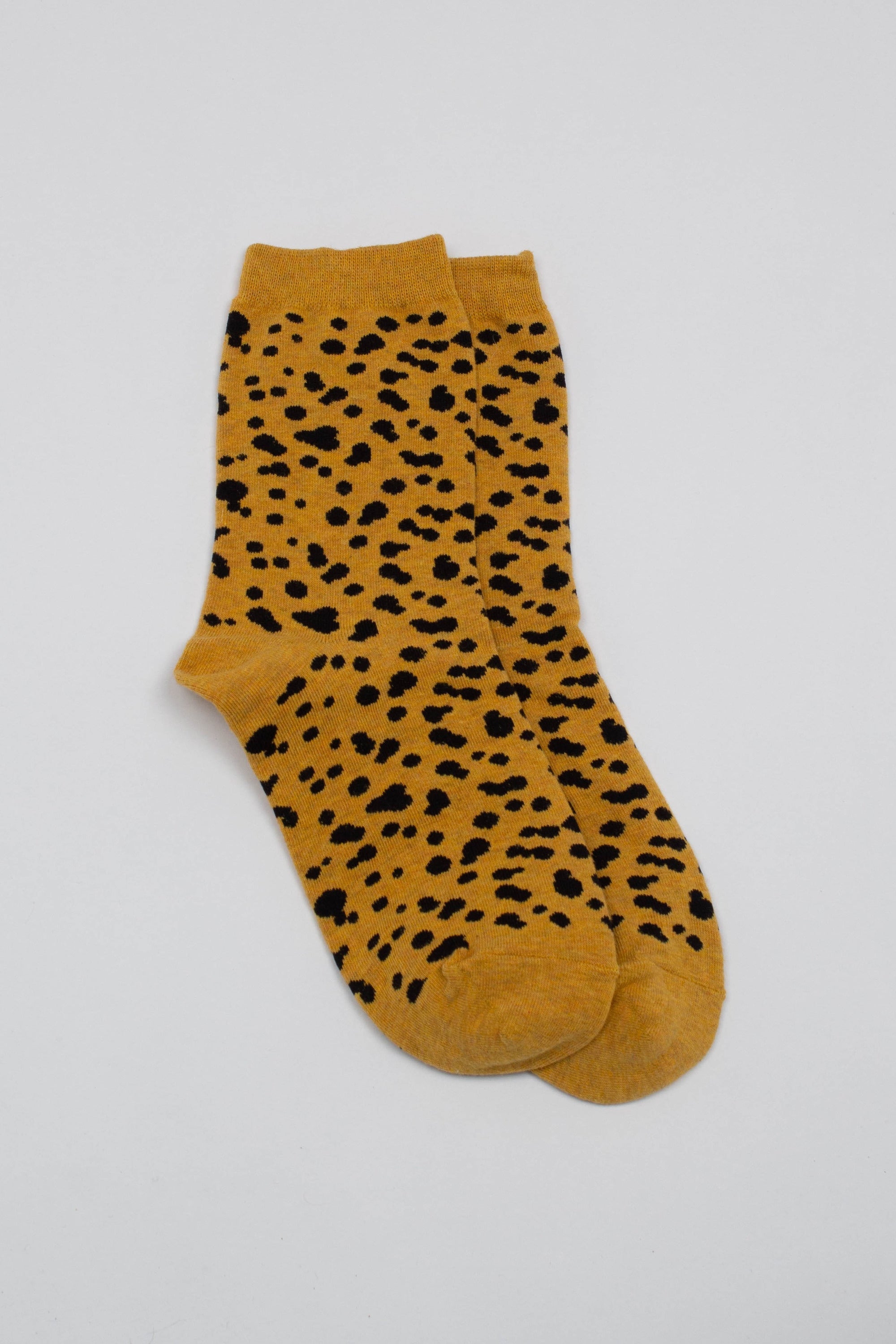 Yellow and black leopard socks_5