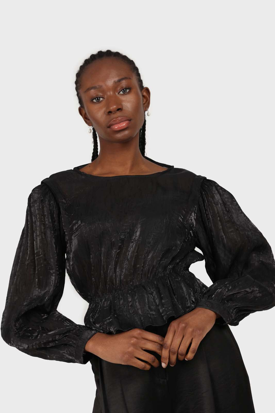 Black glossy sheer puff sleeve blouse_1