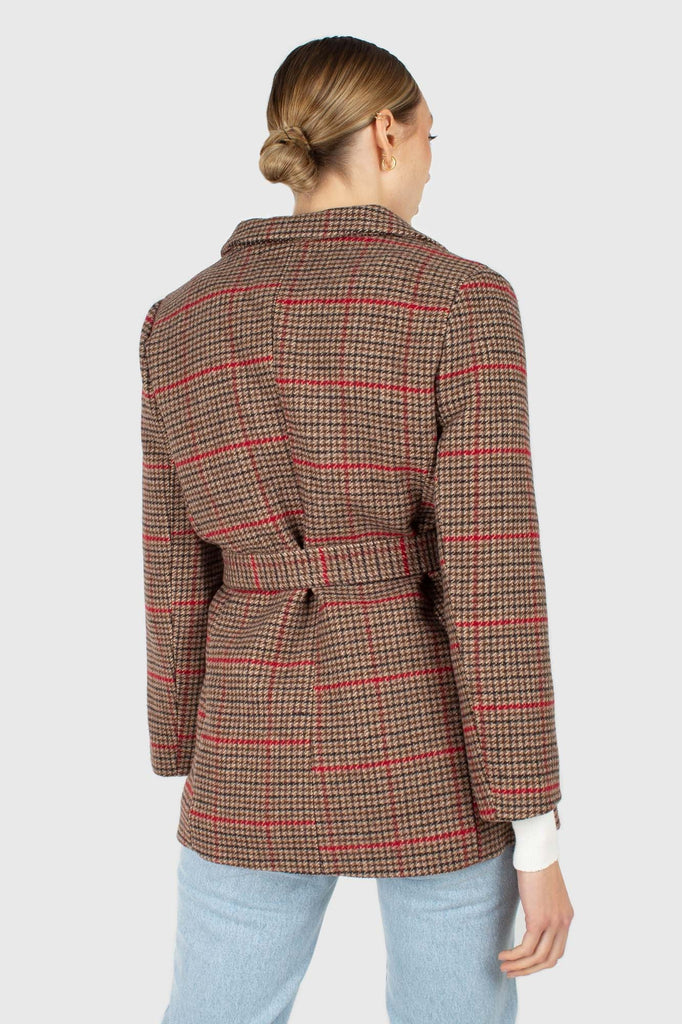 Beige and red checked belted long jacket_2
