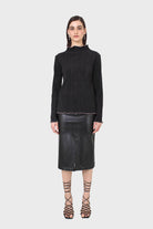 Black micro pleat pink contrast trim long sleeved top_4