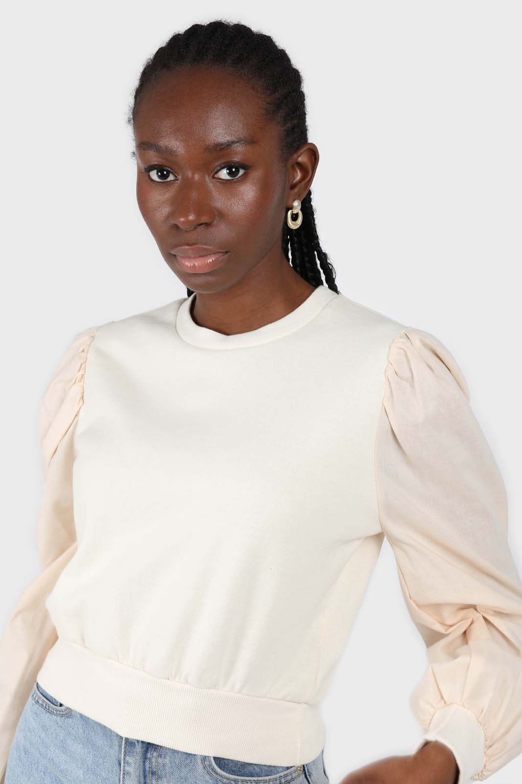 Cream balloon sleeve crop sweatshirt_3