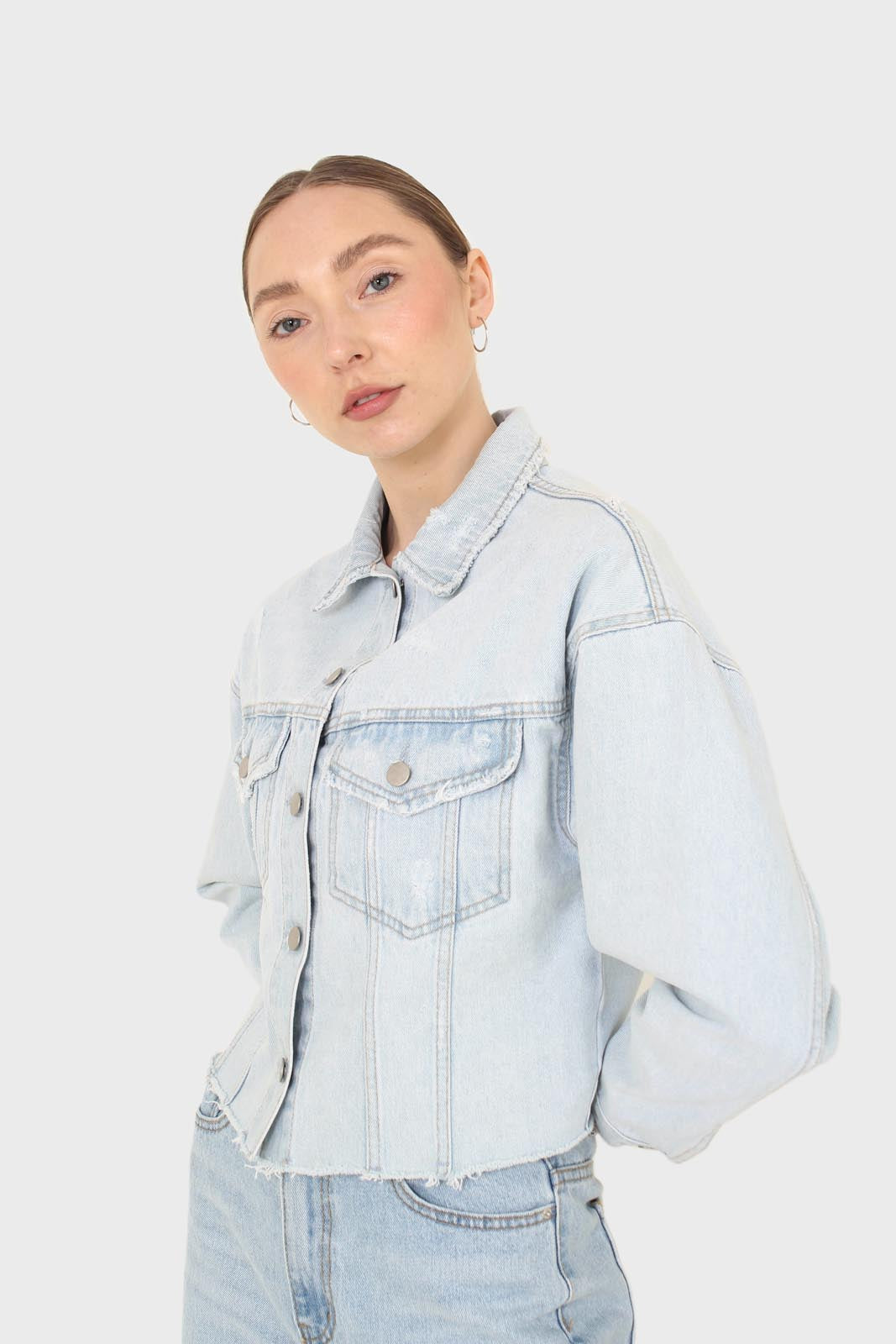 Blue cut hem crop denim jacket_5