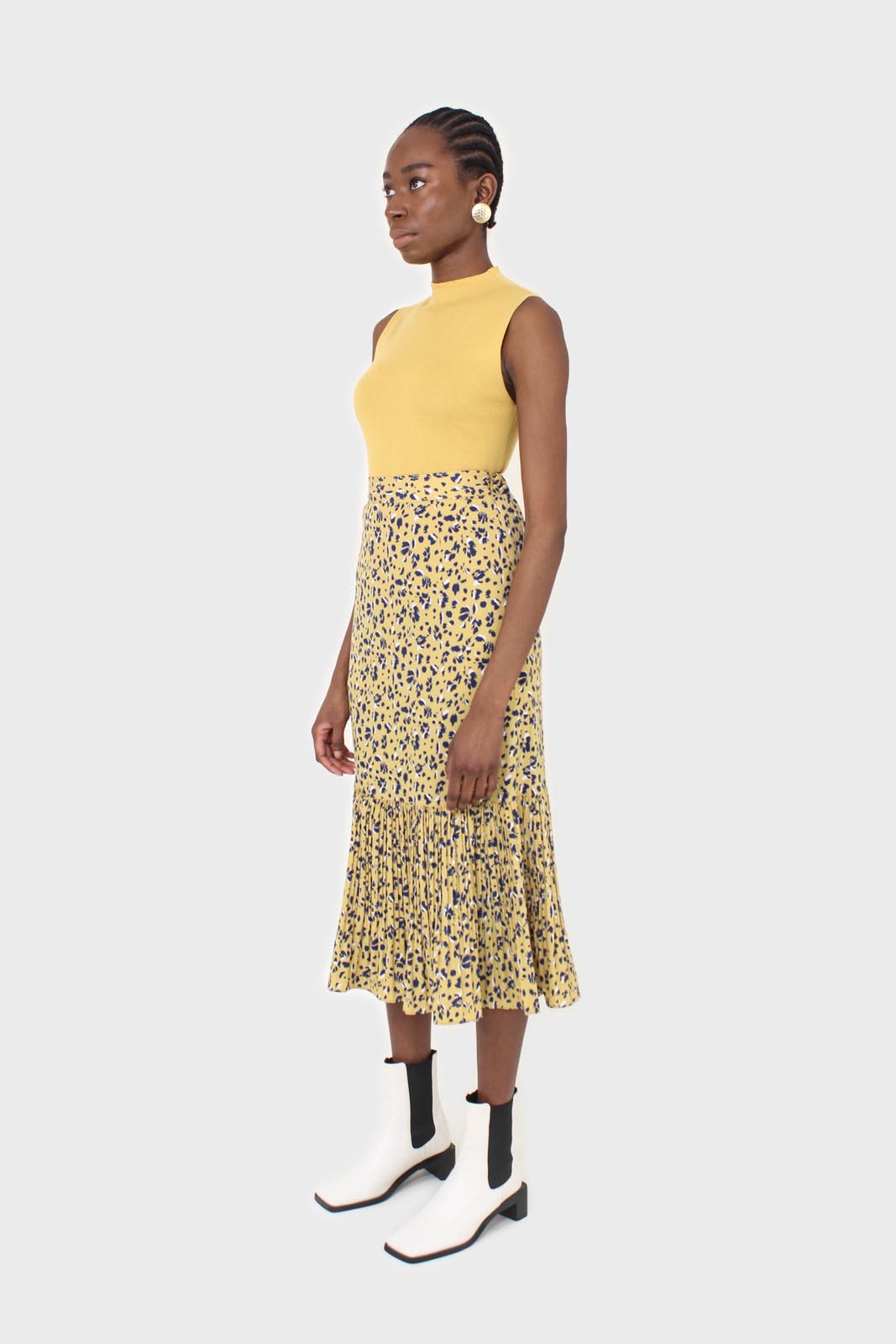 Yellow and blue animal print pleat hem maxi skirt_3