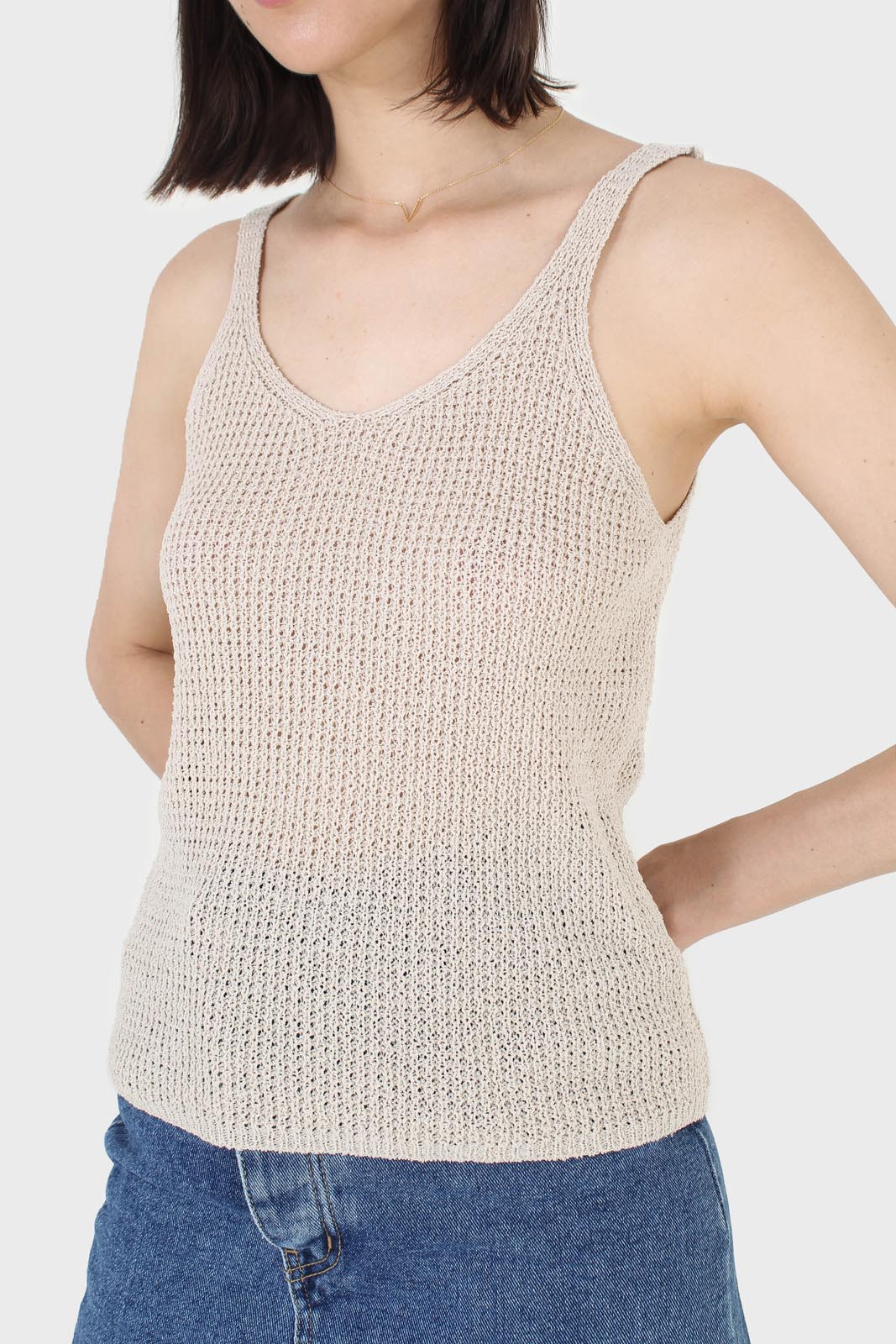 Pale beige V neck knit tank_3