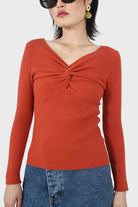 Orange cross front chest knit top_8