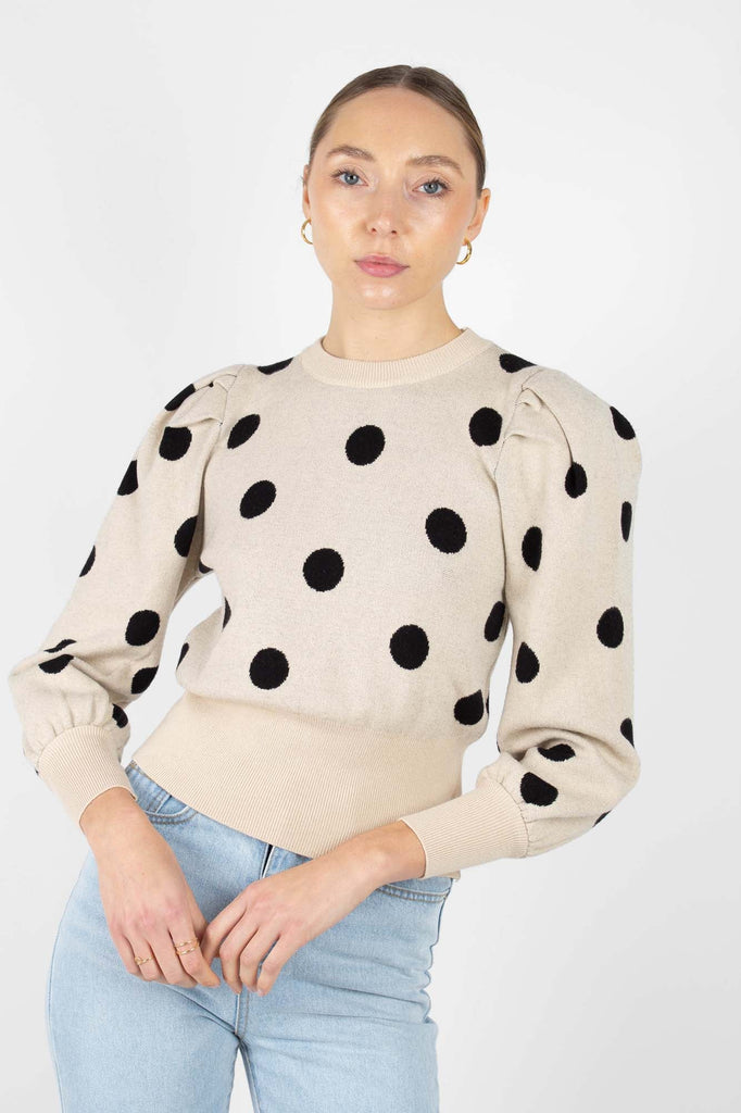 Beige and black polka dot puff sleeved jumper_1